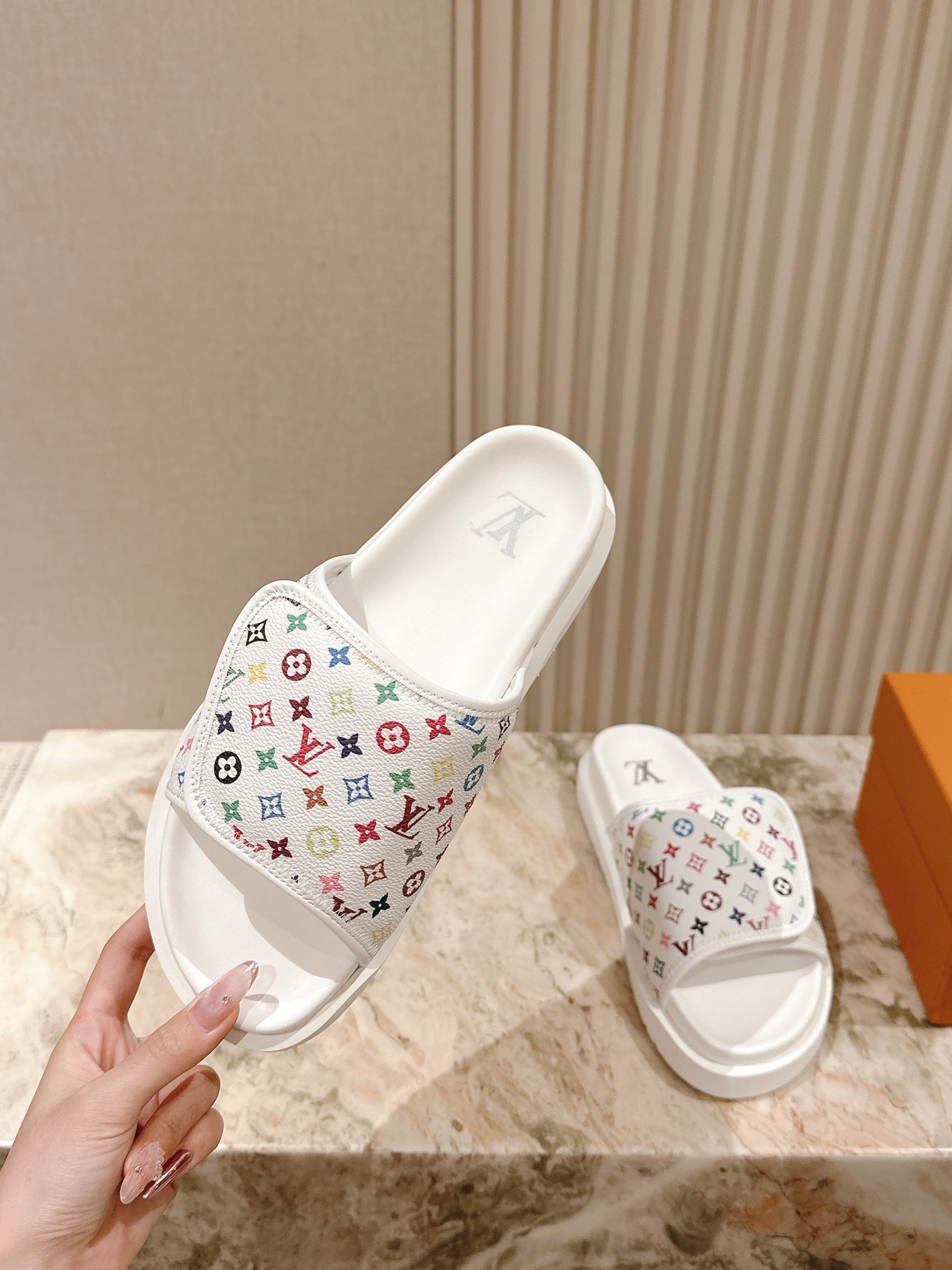 LV 루이비통 샌들 슬리퍼 신발