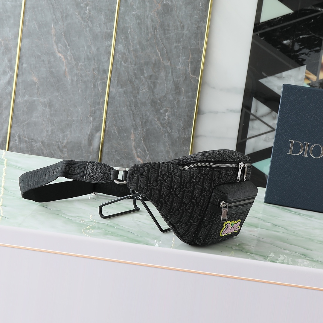 Dior CD 디올 힙색 슬링백 가방
