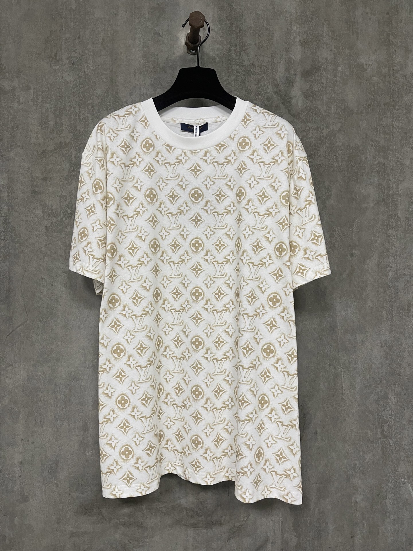 LV 루이비통 반팔 티셔츠 의류