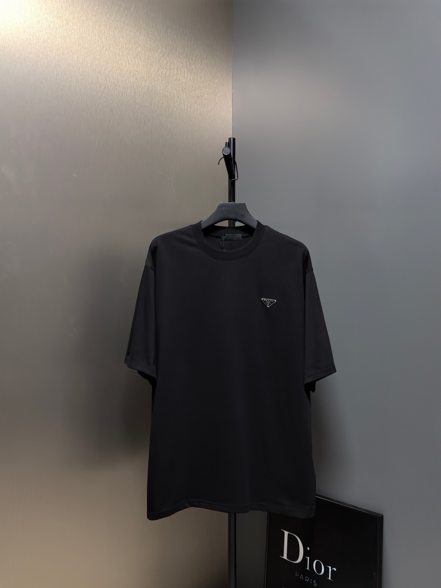 PRADA 프라다 반팔 티셔츠 의류