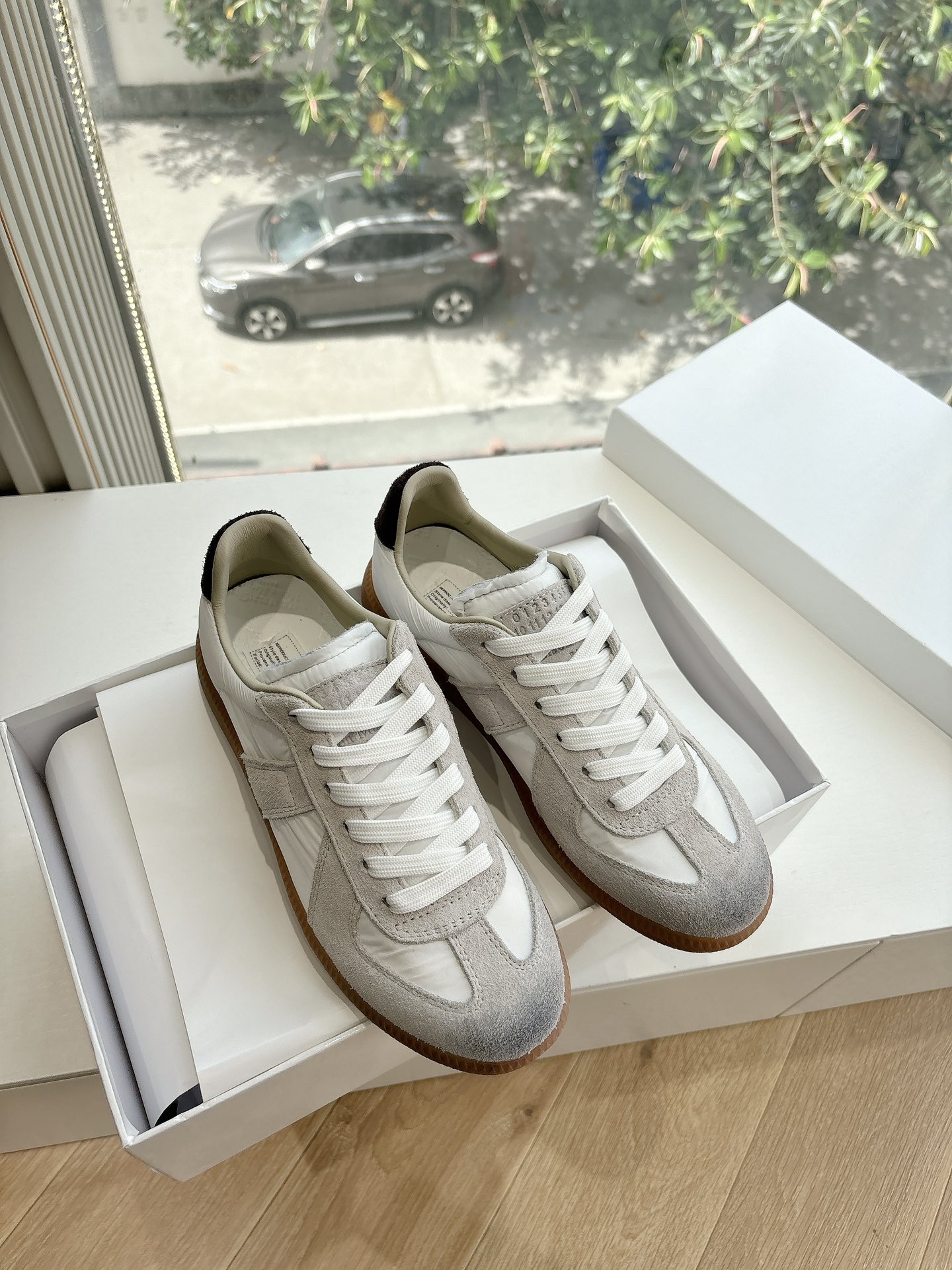 Maison Margiela 메종 마르지엘라 MM6 스니커즈 신발
