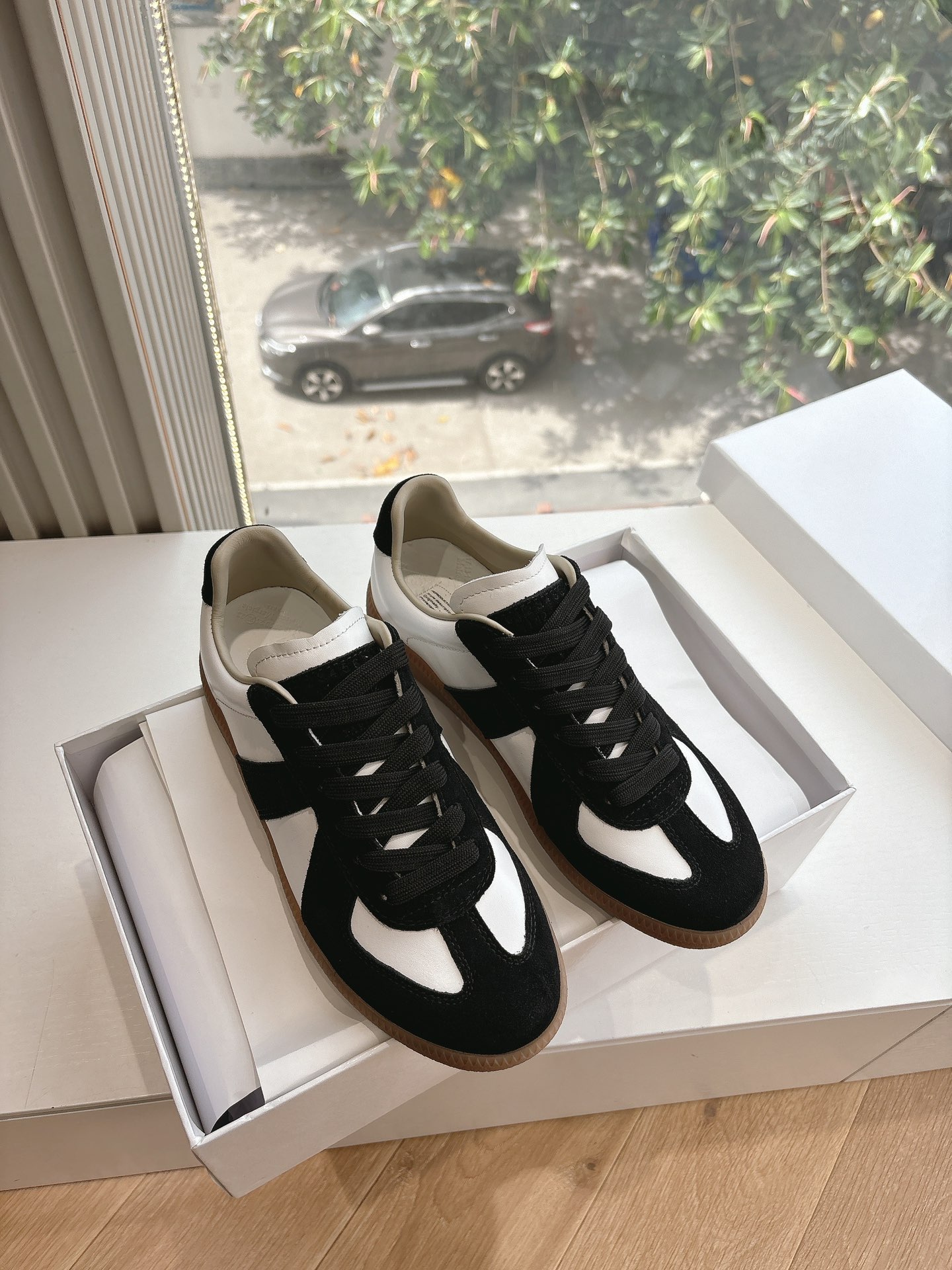 Maison Margiela 메종 마르지엘라 MM6 스니커즈 신발