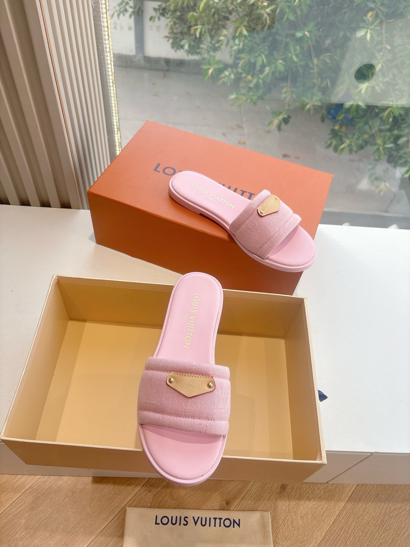 LV 루이비통 슬리퍼 플랫 샌들 신발