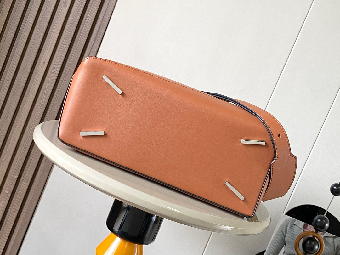 Loewe 로에베 클러치백 핸드백 가방