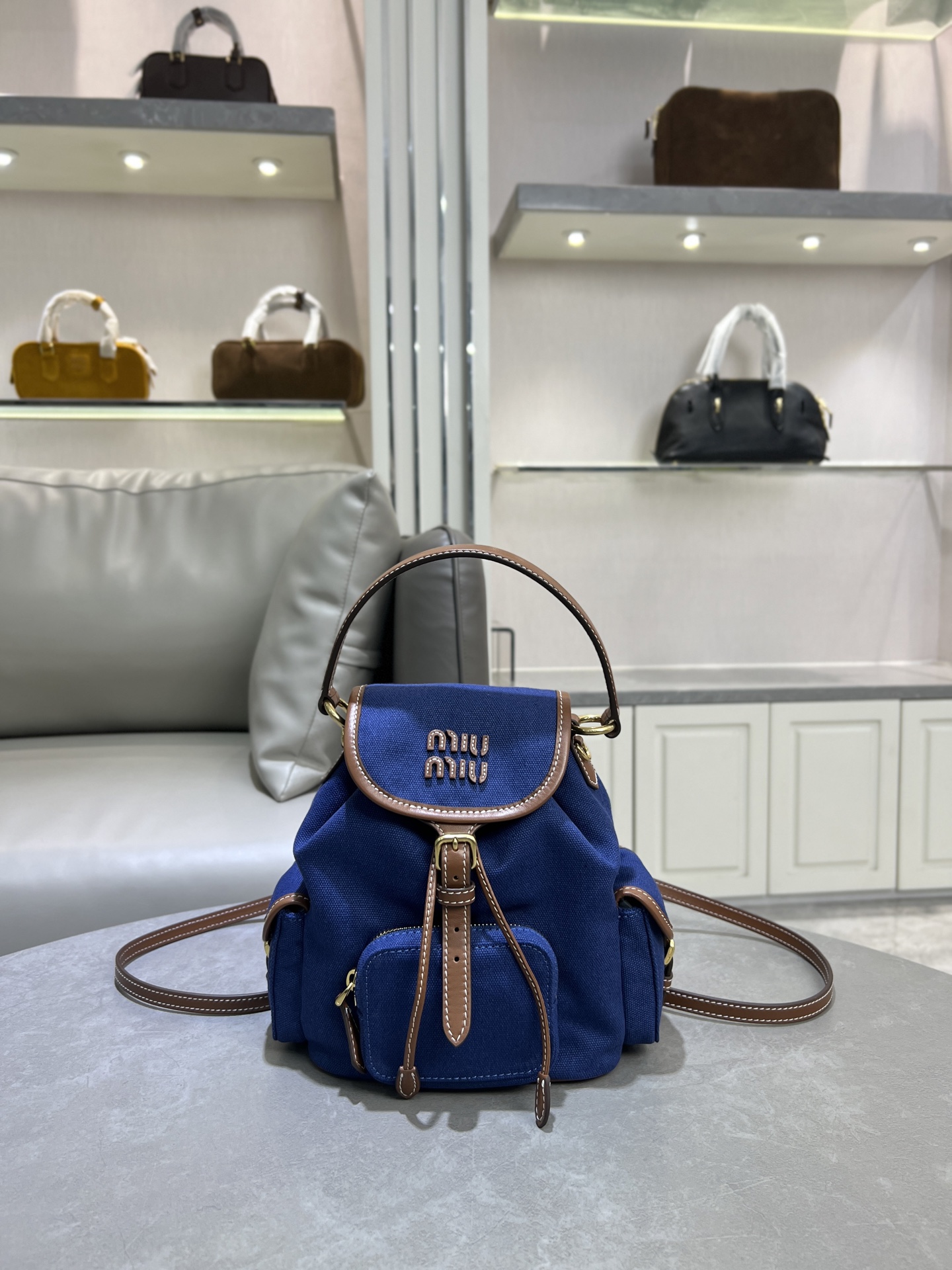 MIUMIU 미우미우 스몰 백팩 가방