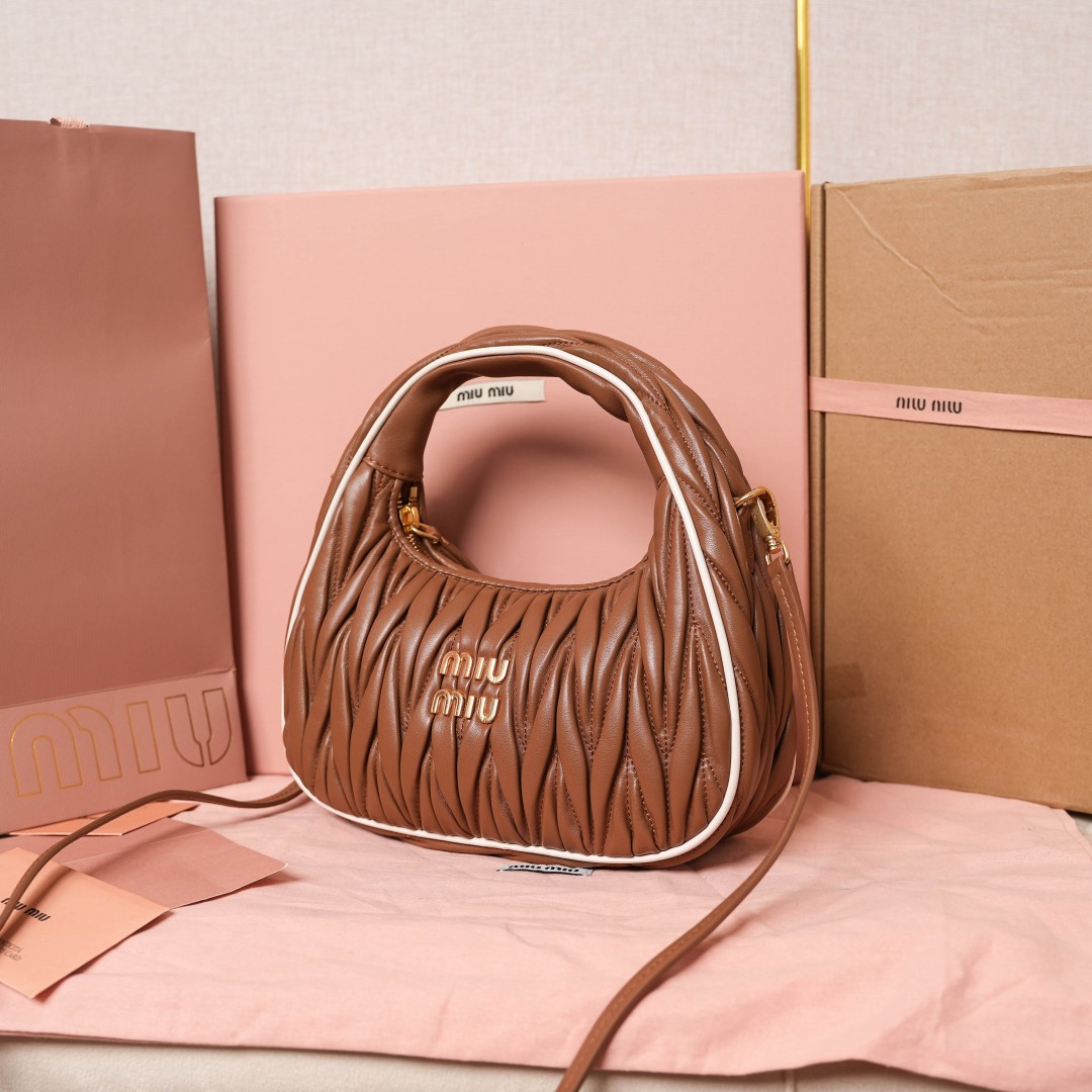 MIUMIU 미우미우 핸드백 토트백 가방