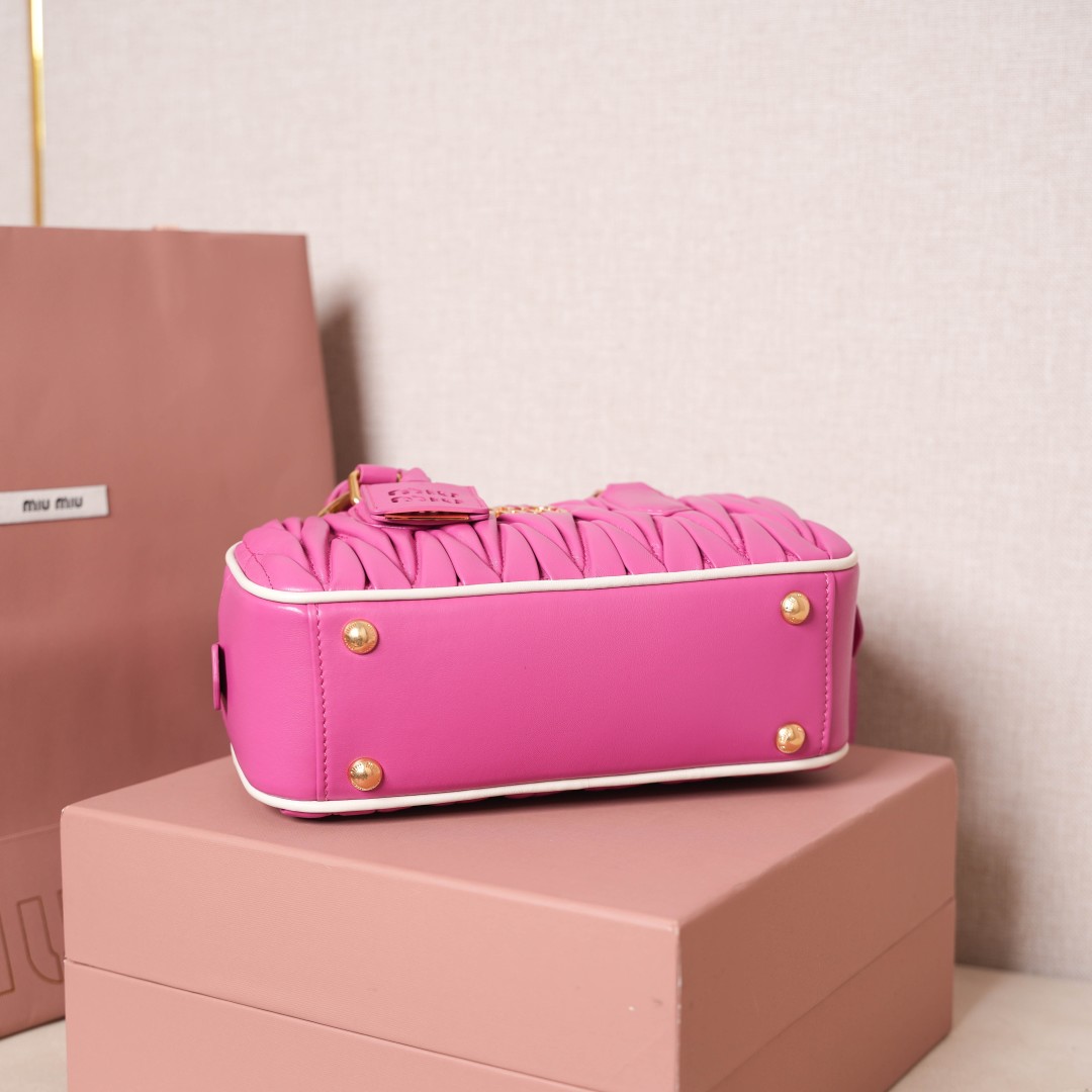 MIUMIU 미우미우 토트백 숄더백 크로스백 가방