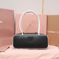 MIUMIU 미우미우 핸드백 가방