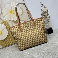 PRADA 프라다 쇼퍼백 토트백 가방
