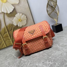 PRADA 프라다 메신저백 크로스백 가방