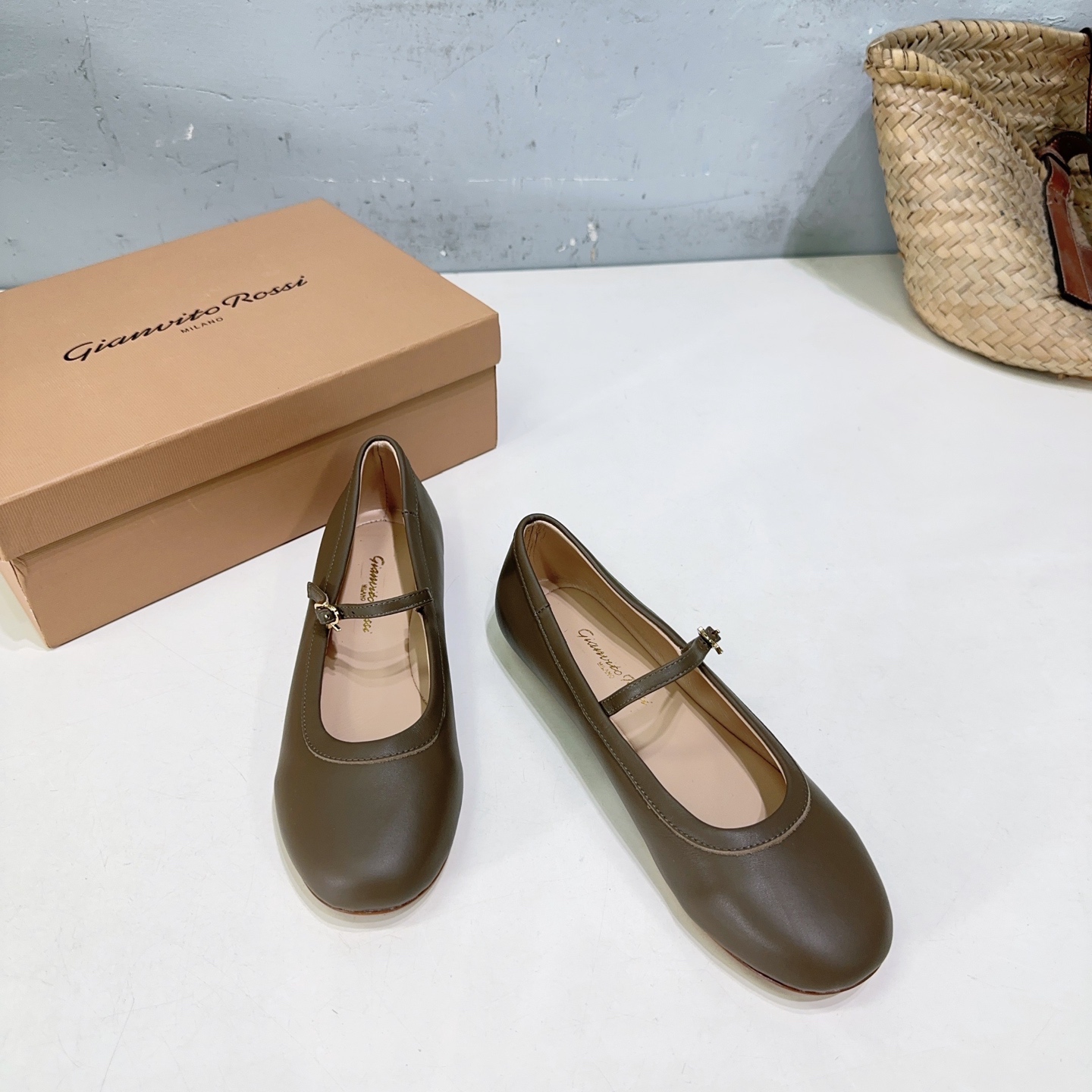 Gianvito Rossi 지안비토 로씨 플랫 슈즈 단화 신발