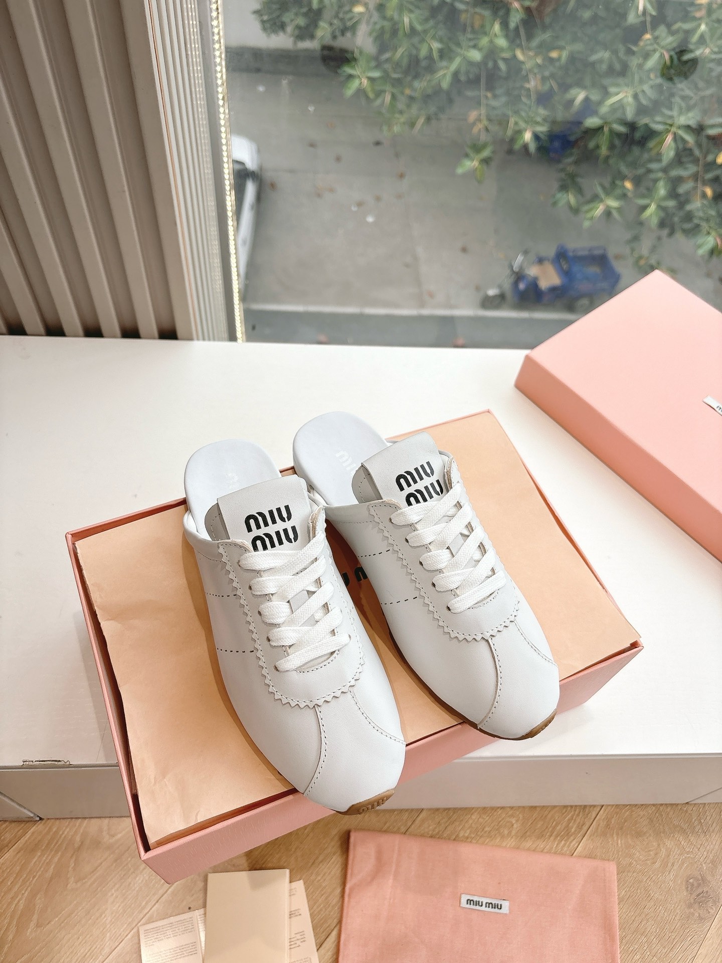 miumiu 미우미우 뮬 스니커즈 신발