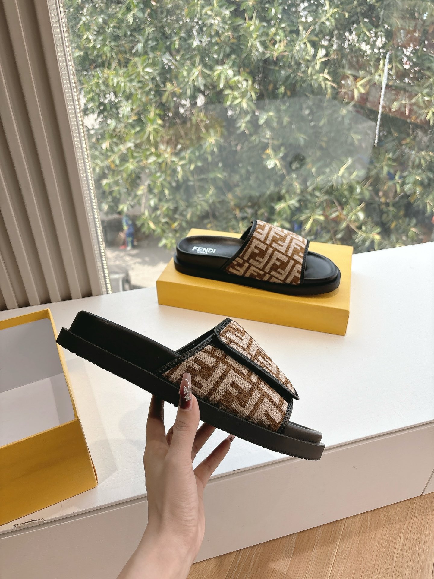 Fendi 펜디 샌들 슬리퍼 신발