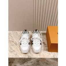 LV 루이비통 스니커즈 신발