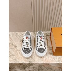 LV 루이비통 스니커즈 운동화 신발