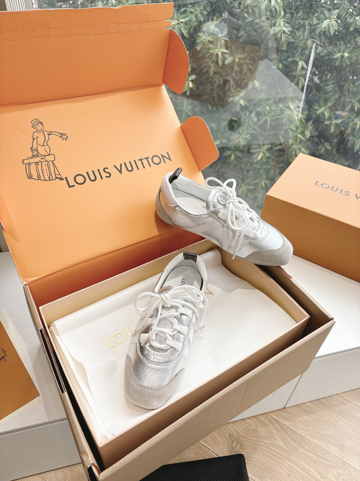 LV 루이비통 스니커즈 운동화 신발