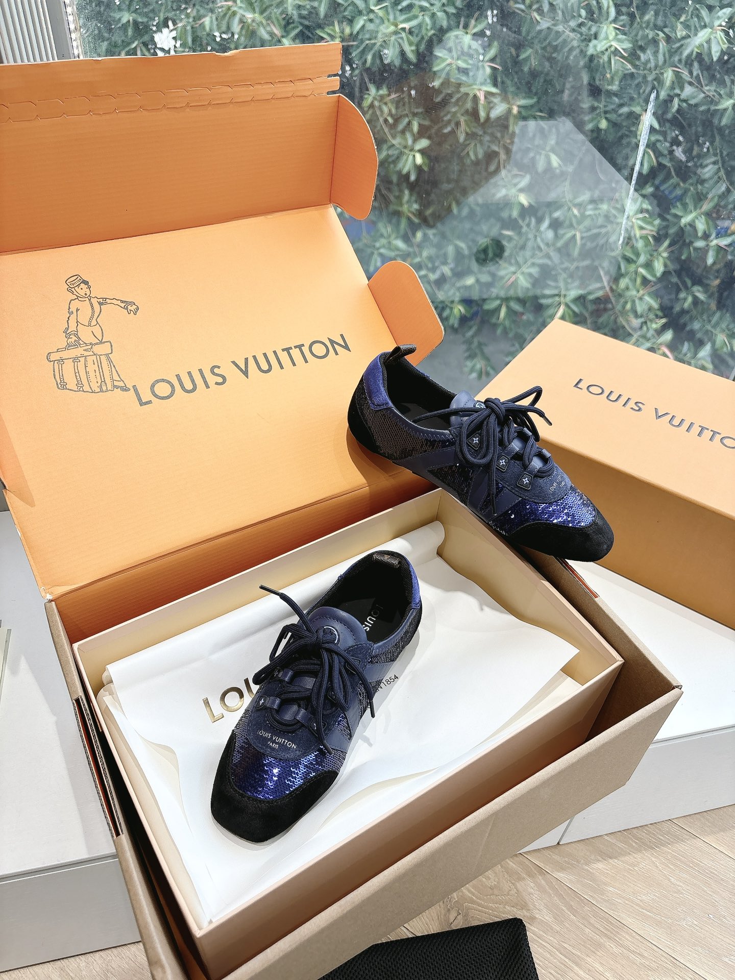 LV 루이비통 스니커즈 운동화 신발