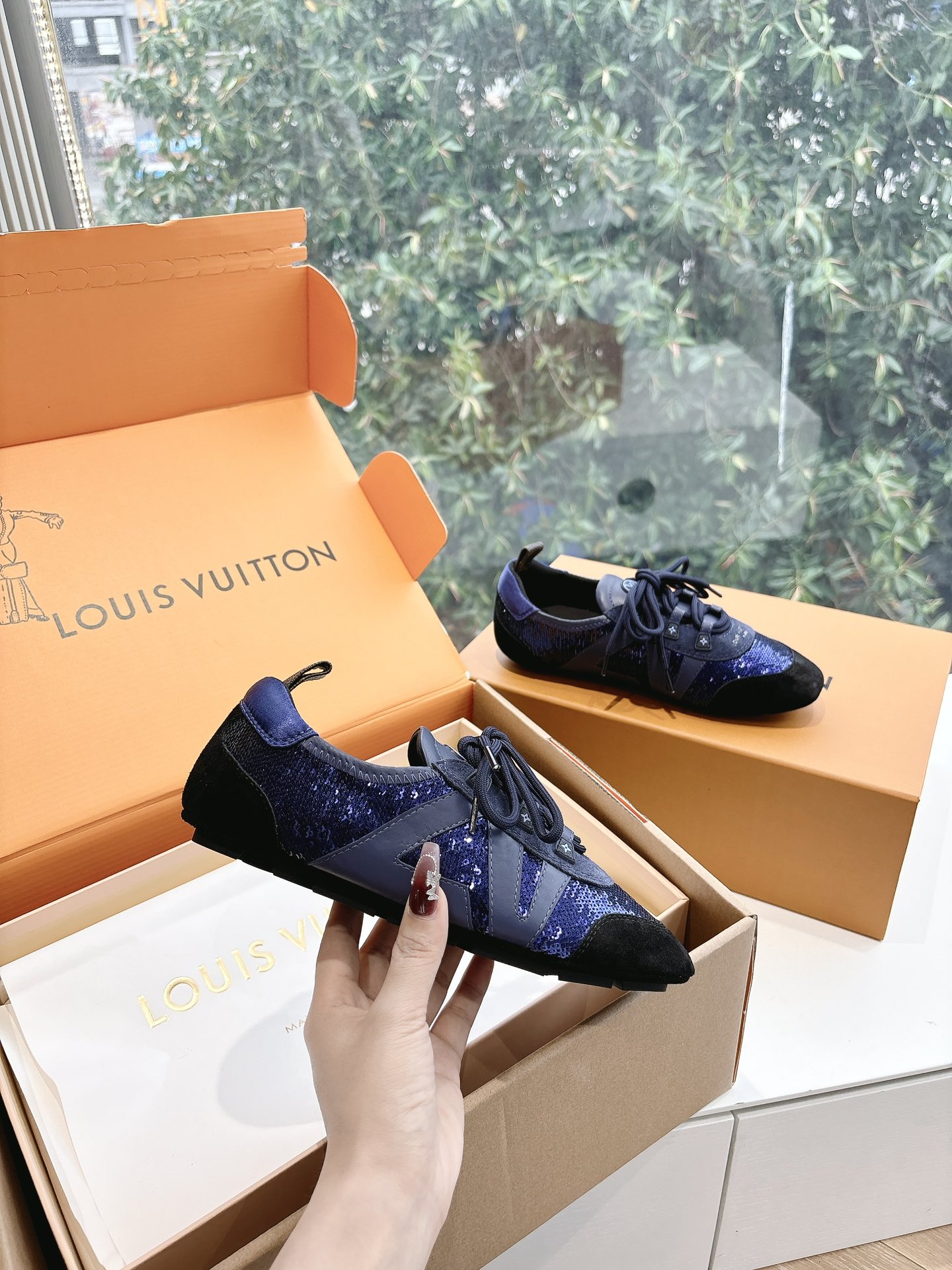 LV 루이비통 스니커즈 운동화 신발