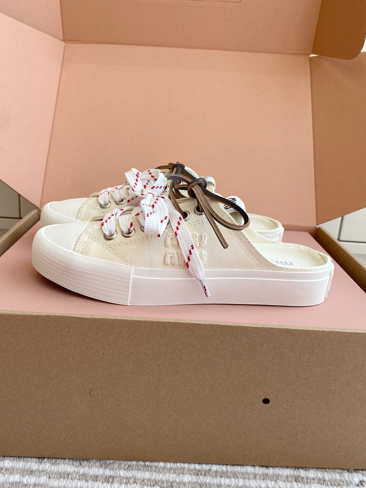 miumiu 미우미우 반슬리퍼 뮬 스니커즈 신발