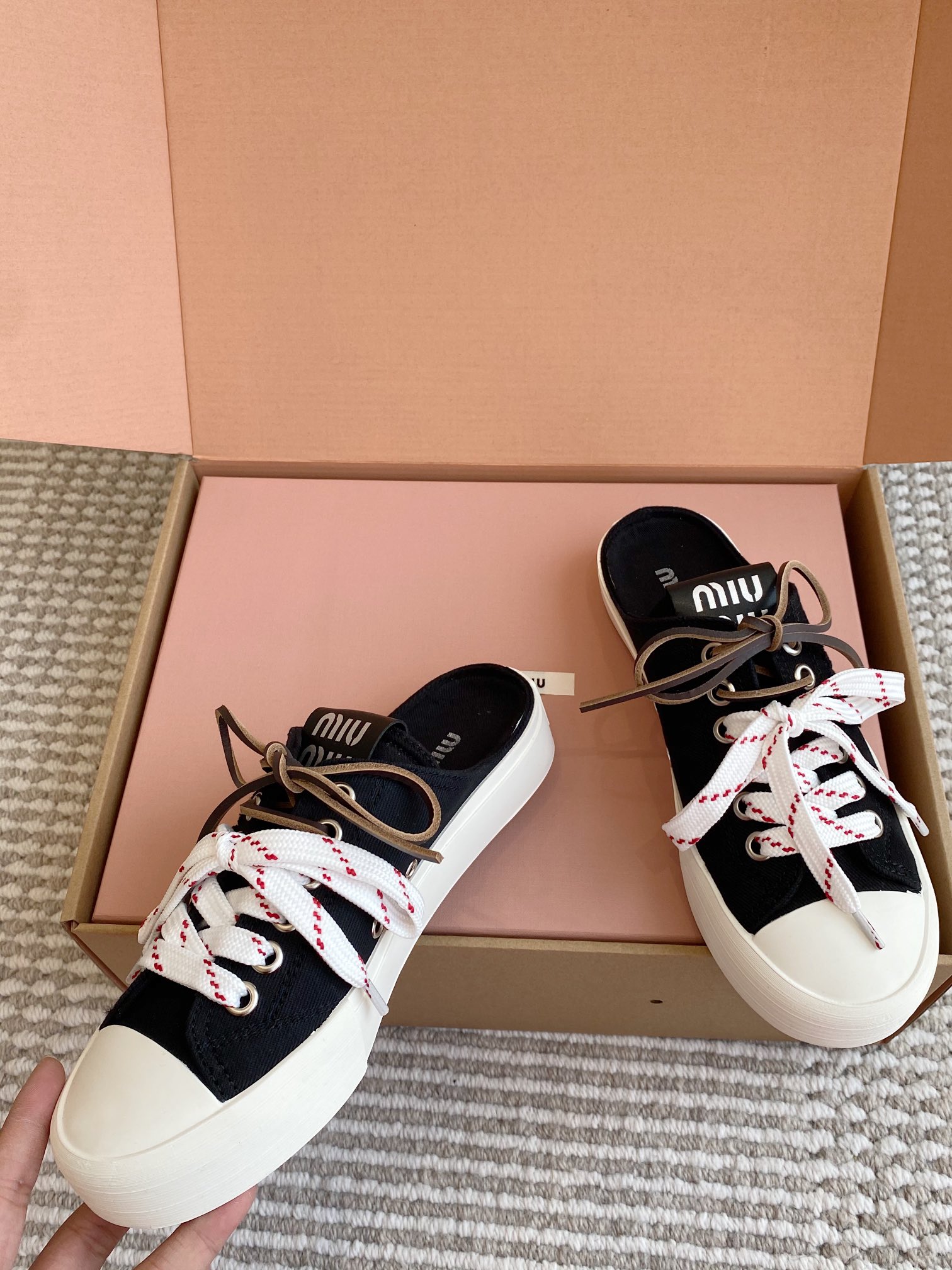 miumiu 미우미우 반슬리퍼 뮬 스니커즈 신발