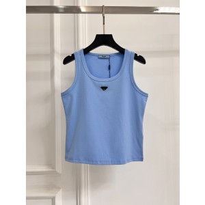 PRADA 프라다 민소매 나시 의류