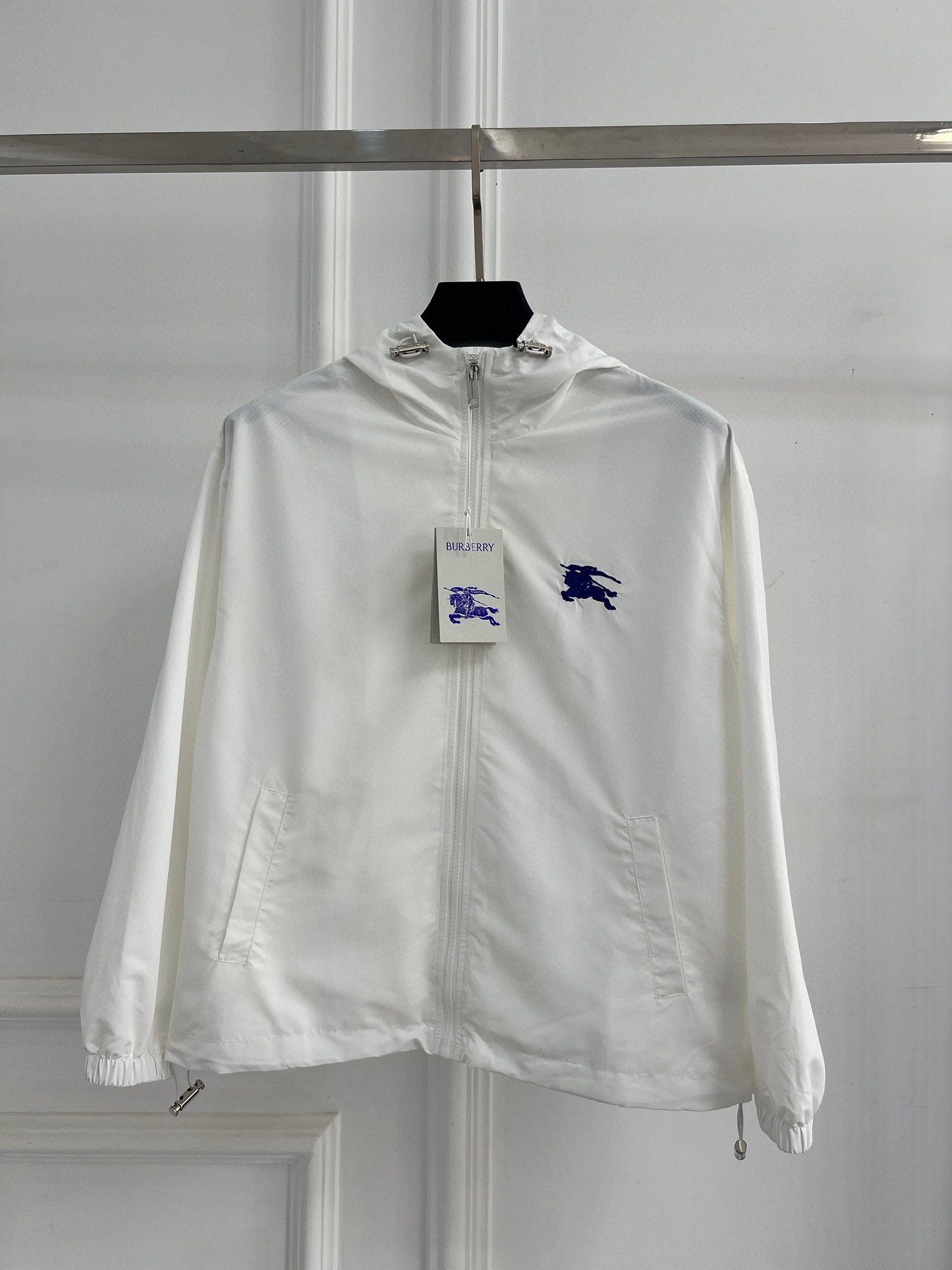 Burberry BBR 버버리 바람막이 자켓 + 숏팬츠 의류