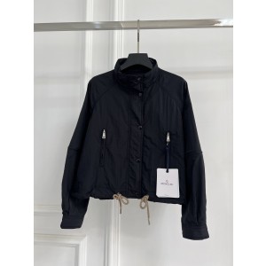 MONCLER 몽클레어 바람막이 점퍼 자켓 의류