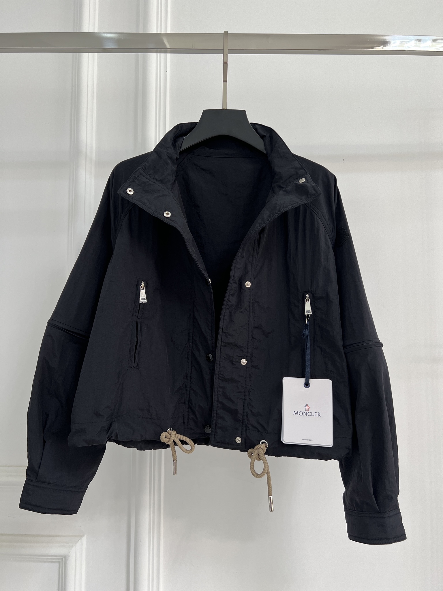 MONCLER 몽클레어 바람막이 점퍼 자켓 의류