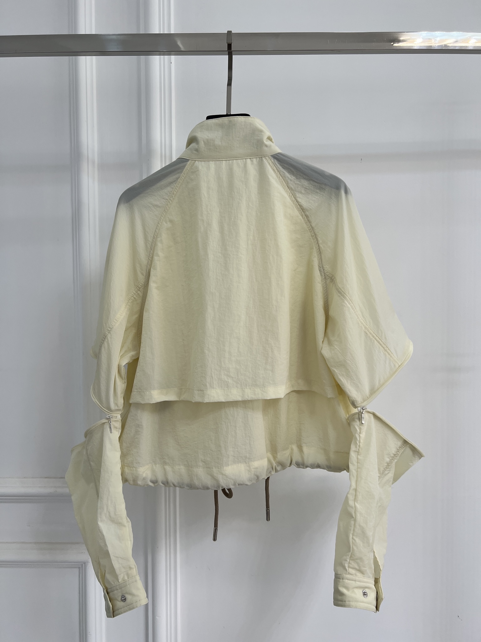 MONCLER 몽클레어 바람막이 점퍼 자켓 의류