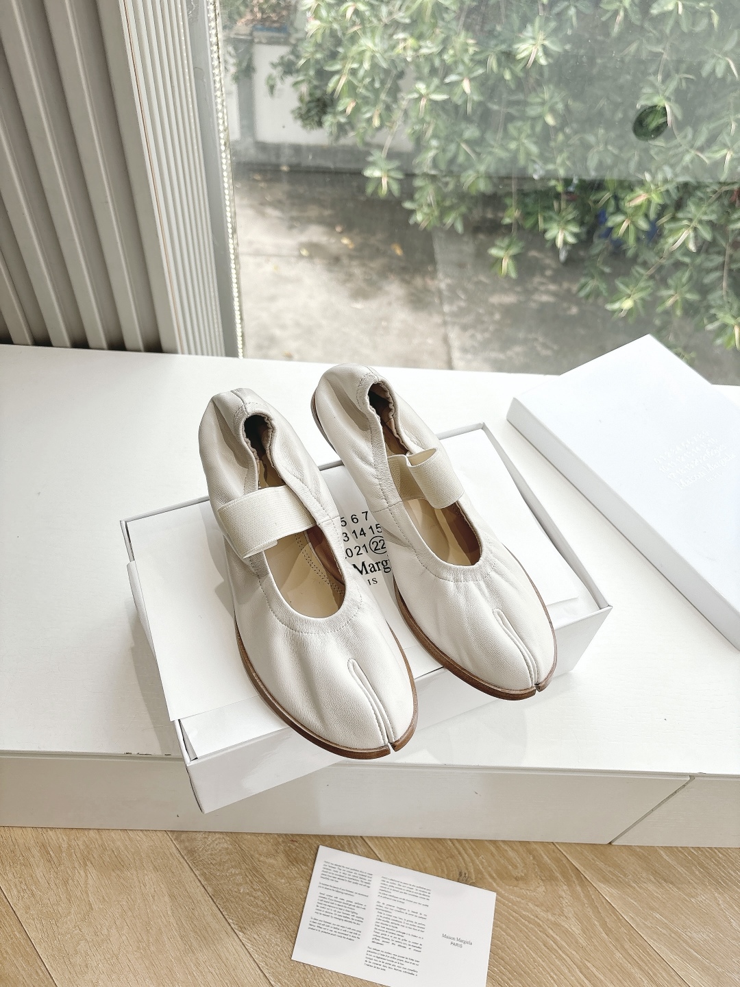 Maison Margiela MM6 메종 마르지엘라 플랫슈즈 단화 신발