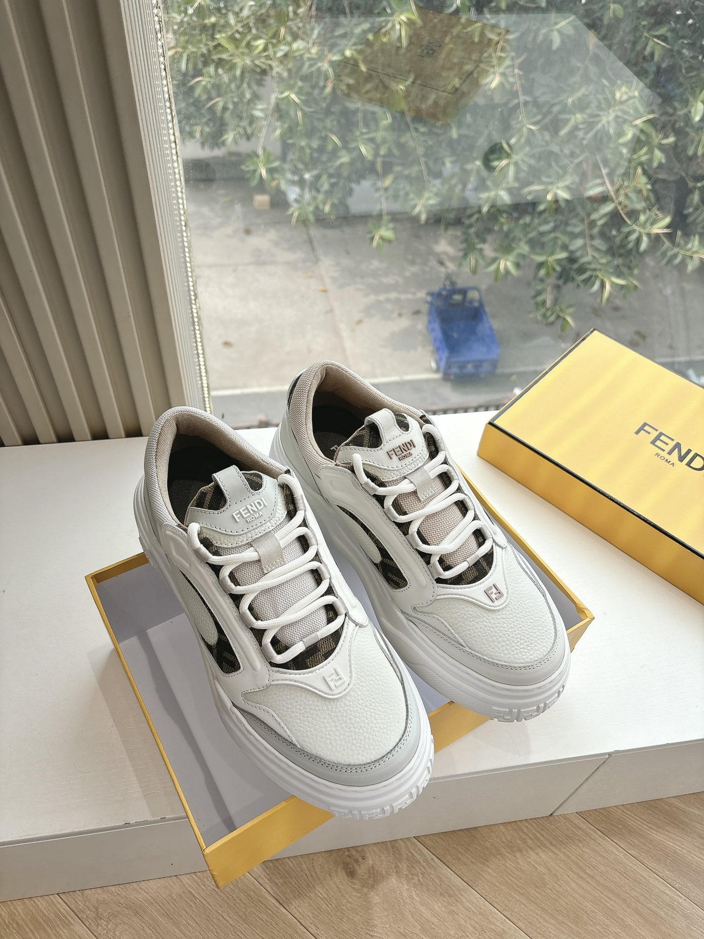 FENDI 스니커즈 운동화 신발