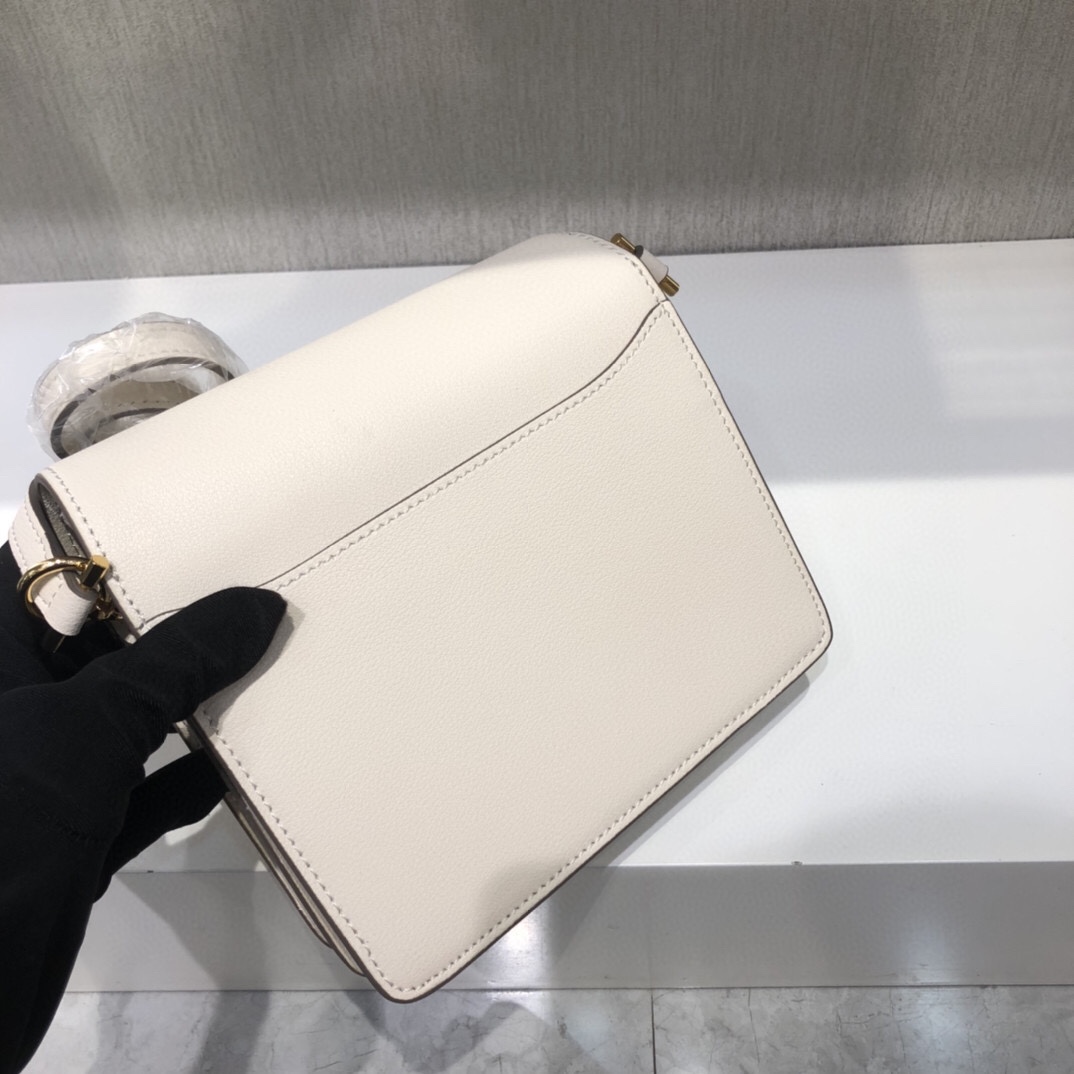 HERMES 에르메스 크로스백 가방 골드 버클