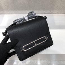 HERMES 에르메스 크로스백 가방 실버 버클