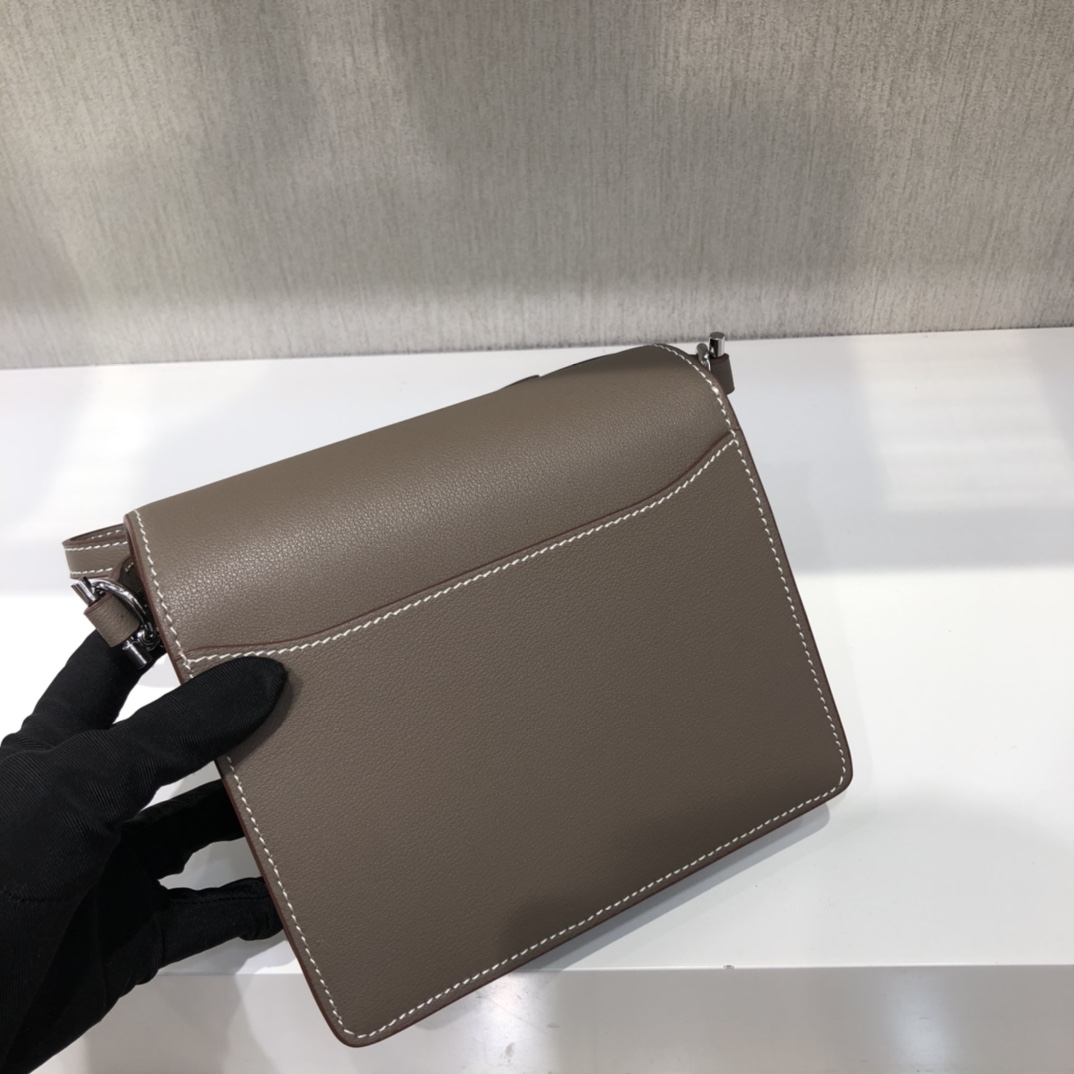 HERMES 에르메스 크로스백 가방 실버 버클