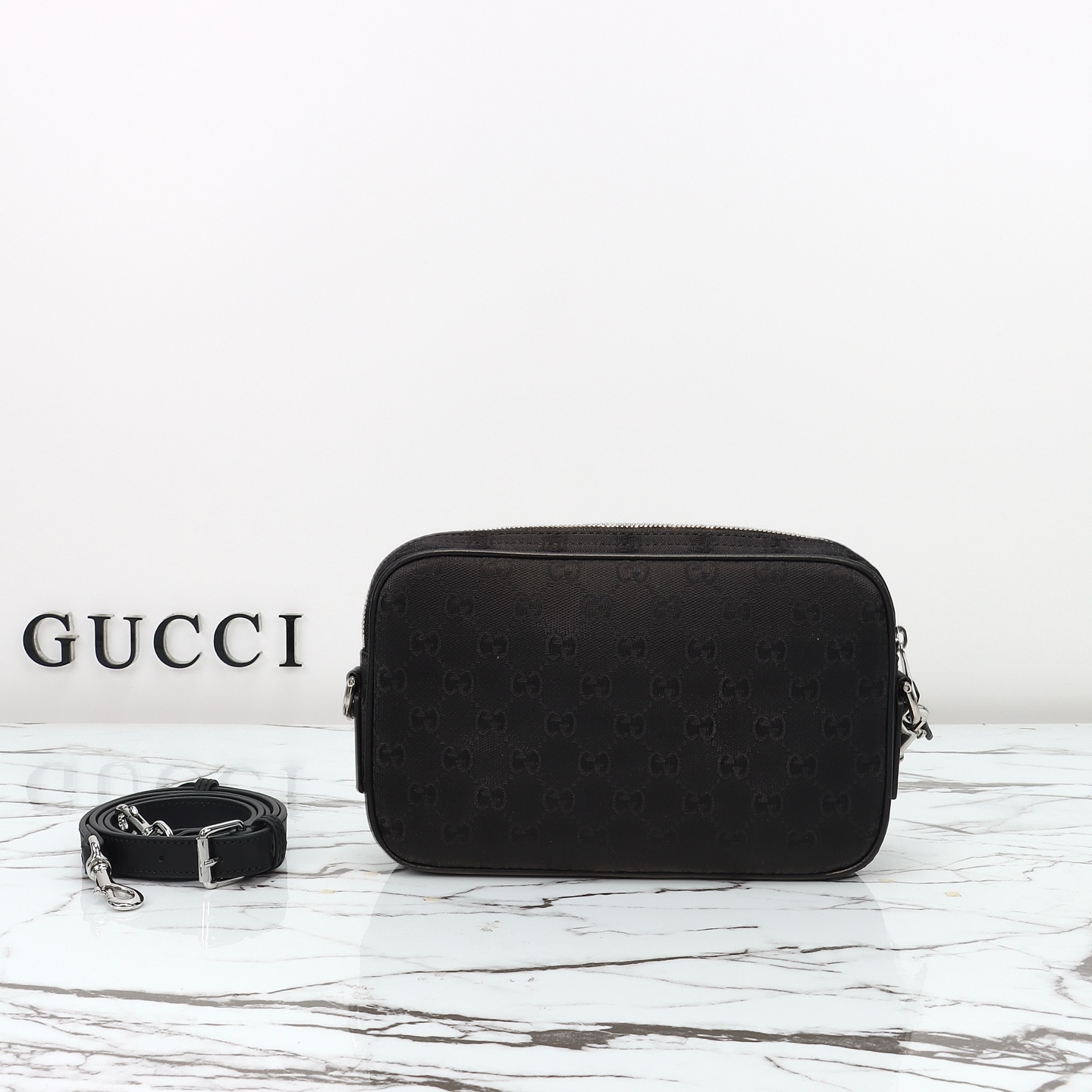 GUCCI 구찌 GG 캔버스 크로스백 가방