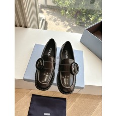 PRADA 프라다 로퍼 플랫 슈즈 구두 신발
