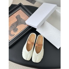 Maison Margiela MM6 메종 마르지엘라 플랫슈즈 뮬 샌들 신발
