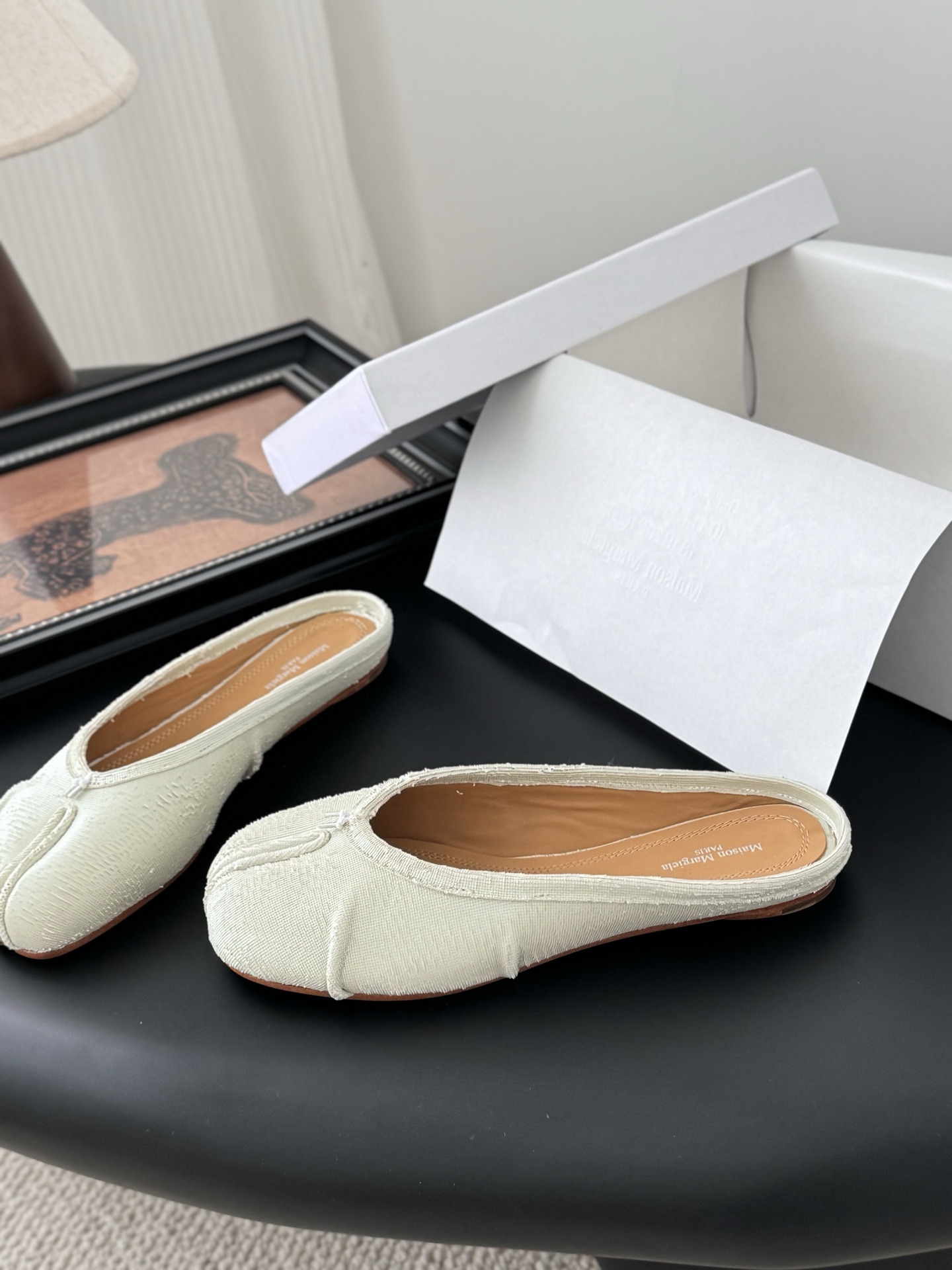 Maison Margiela MM6 메종 마르지엘라 플랫슈즈 뮬 샌들 신발