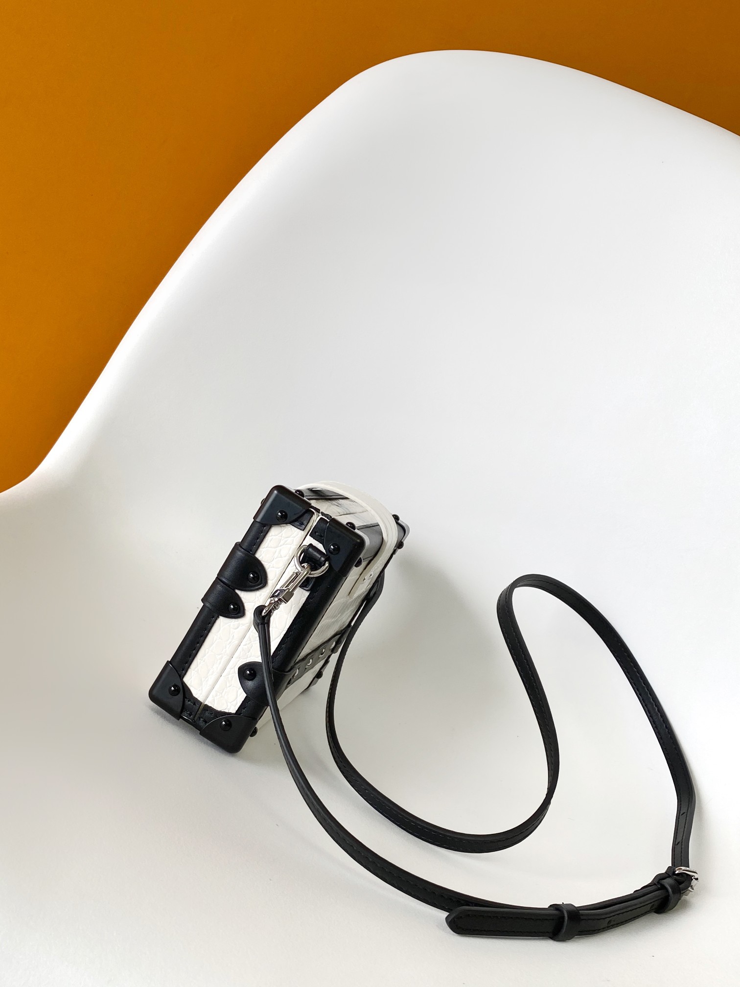 LV 루이비통 트렁크백 가방