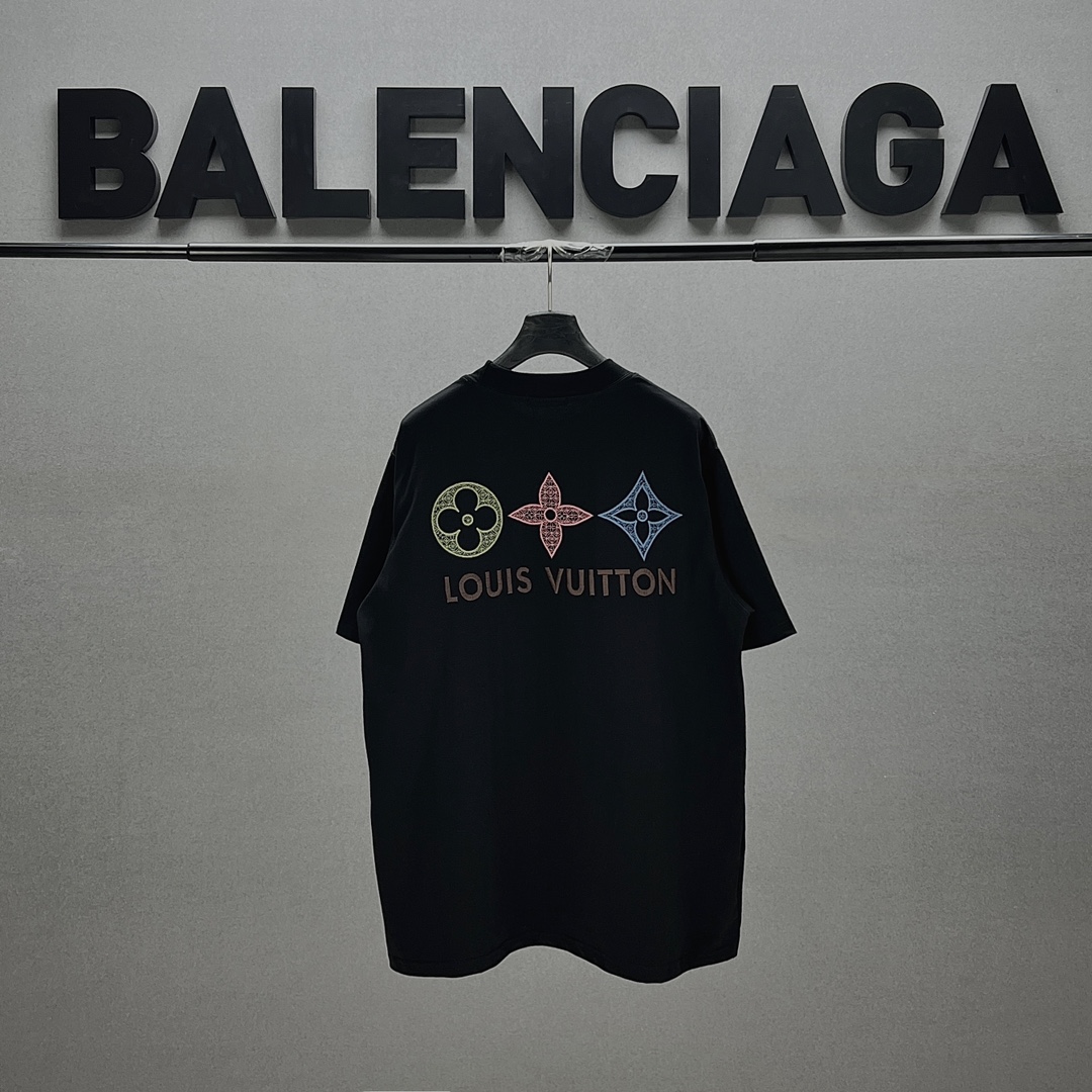 LV 루이비통 반팔 티셔츠 의류