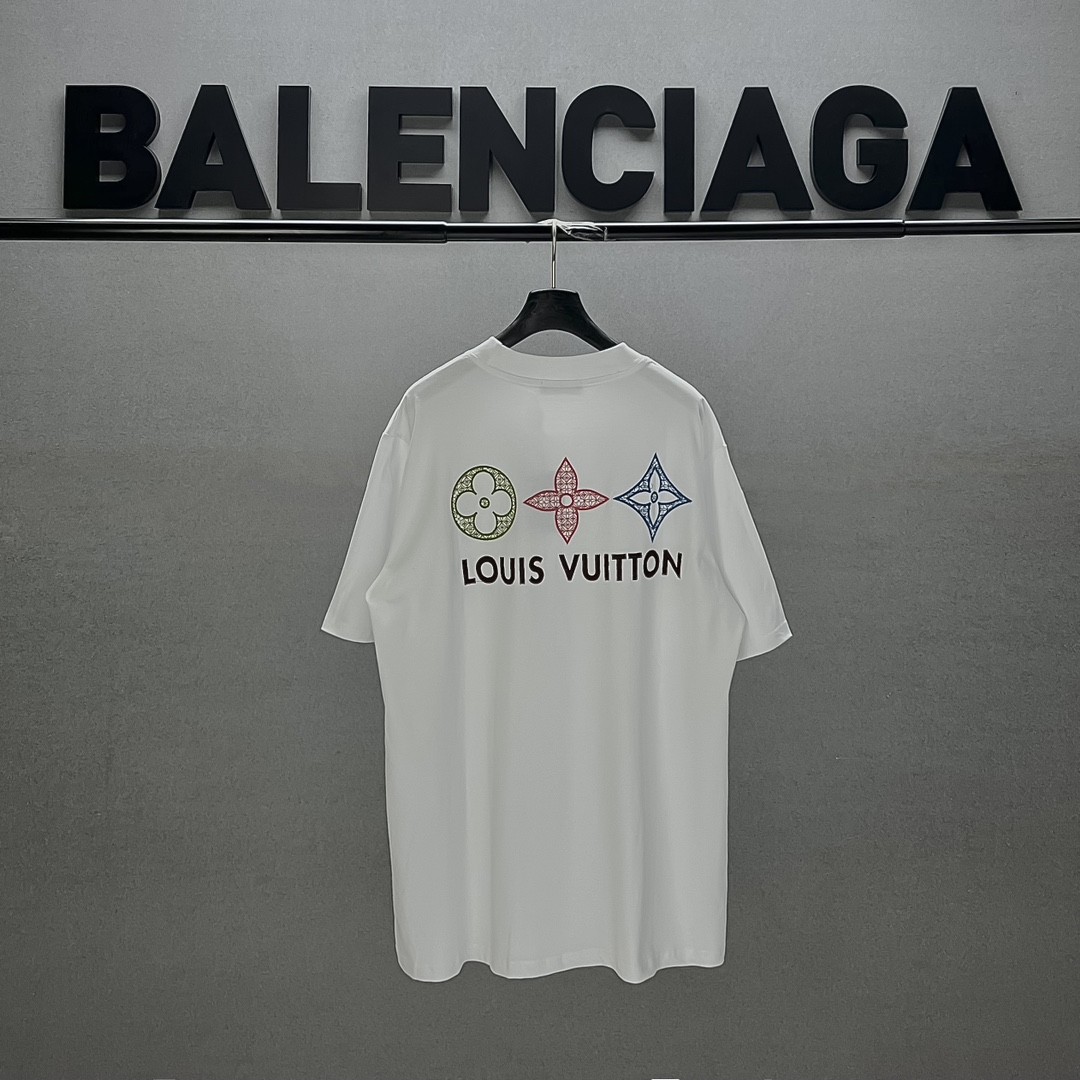 LV 루이비통 반팔 티셔츠 의류