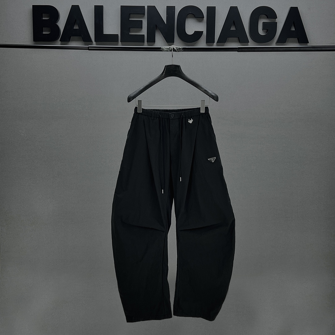 PRADA 프라다 와이드 팬츠 바지 의류