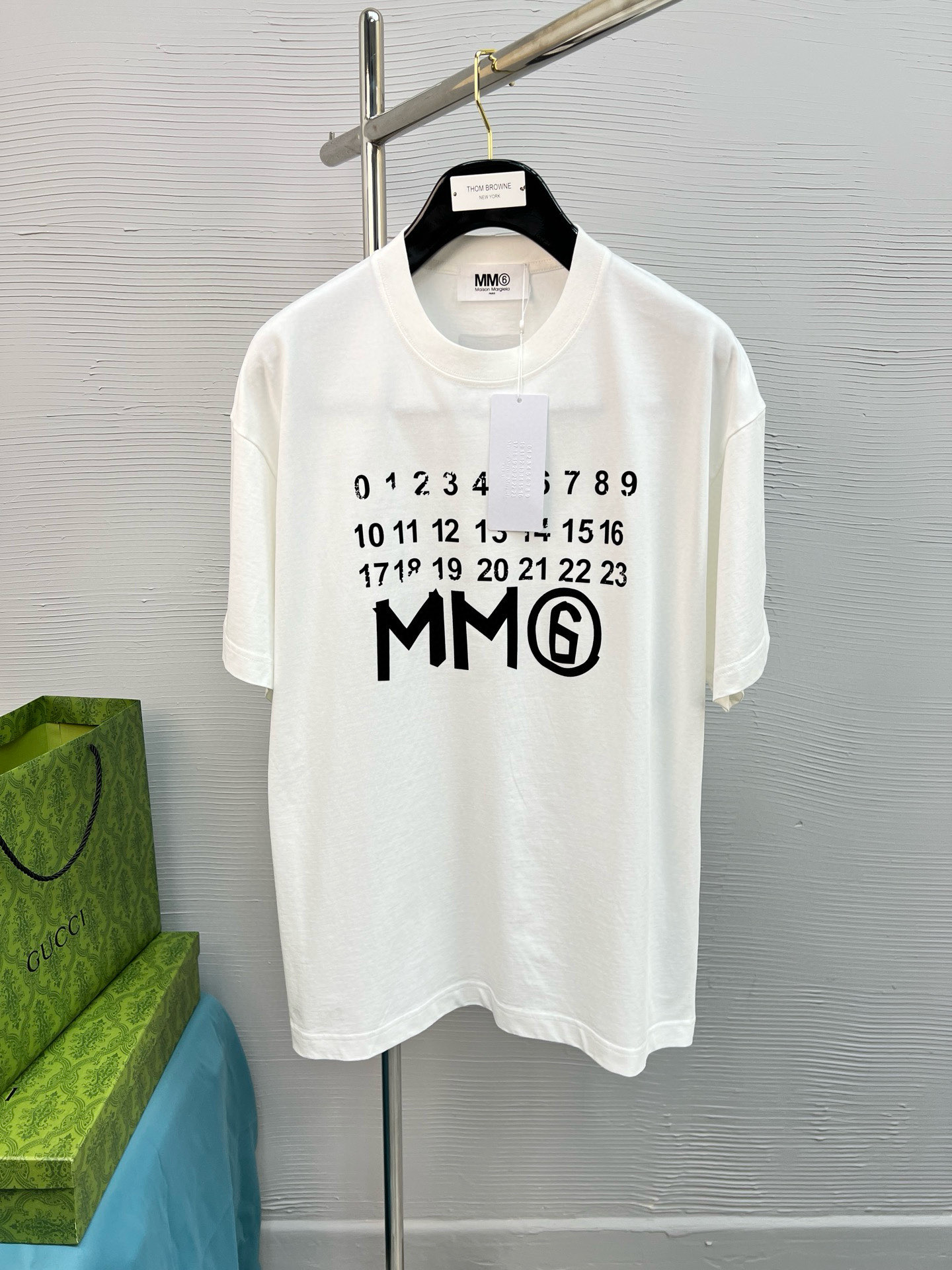 maison margiela mm6 메종 마르지엘라 반팔 티셔츠 의류