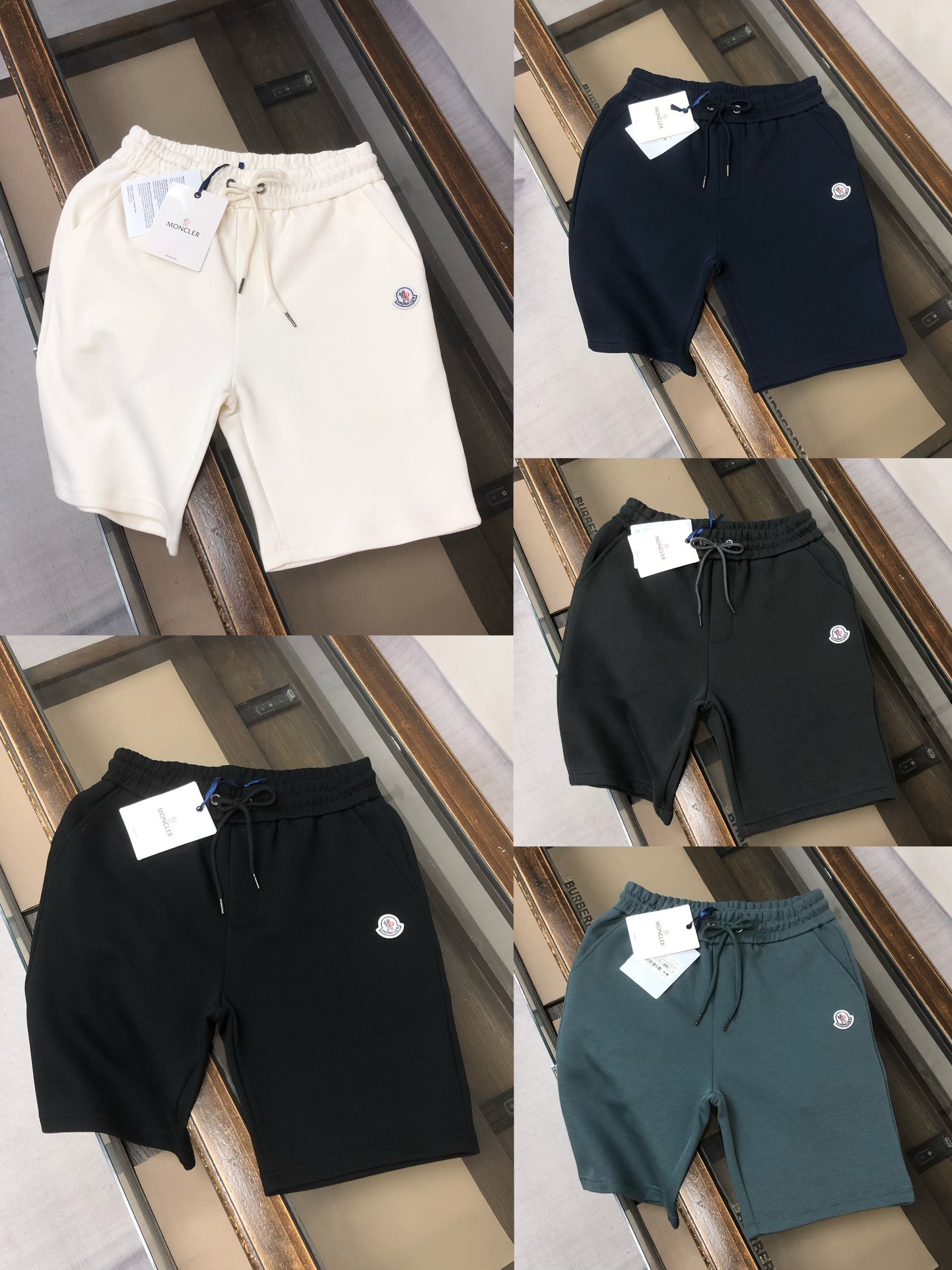 Moncler 몽클레어 몽클레르 하프팬츠 반바지 의류