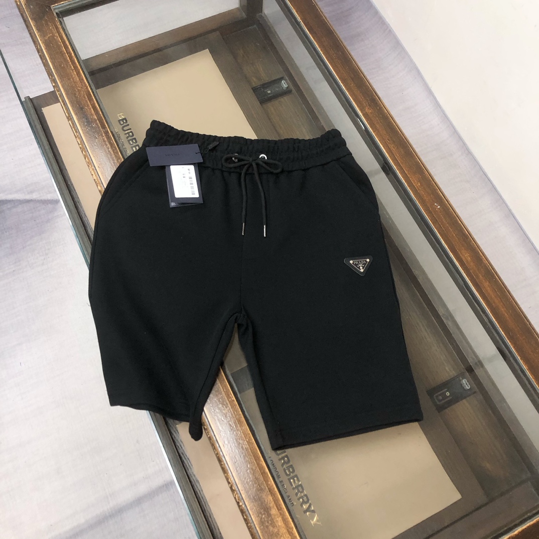 PRADA 프라다 하프팬츠 반바지 의류