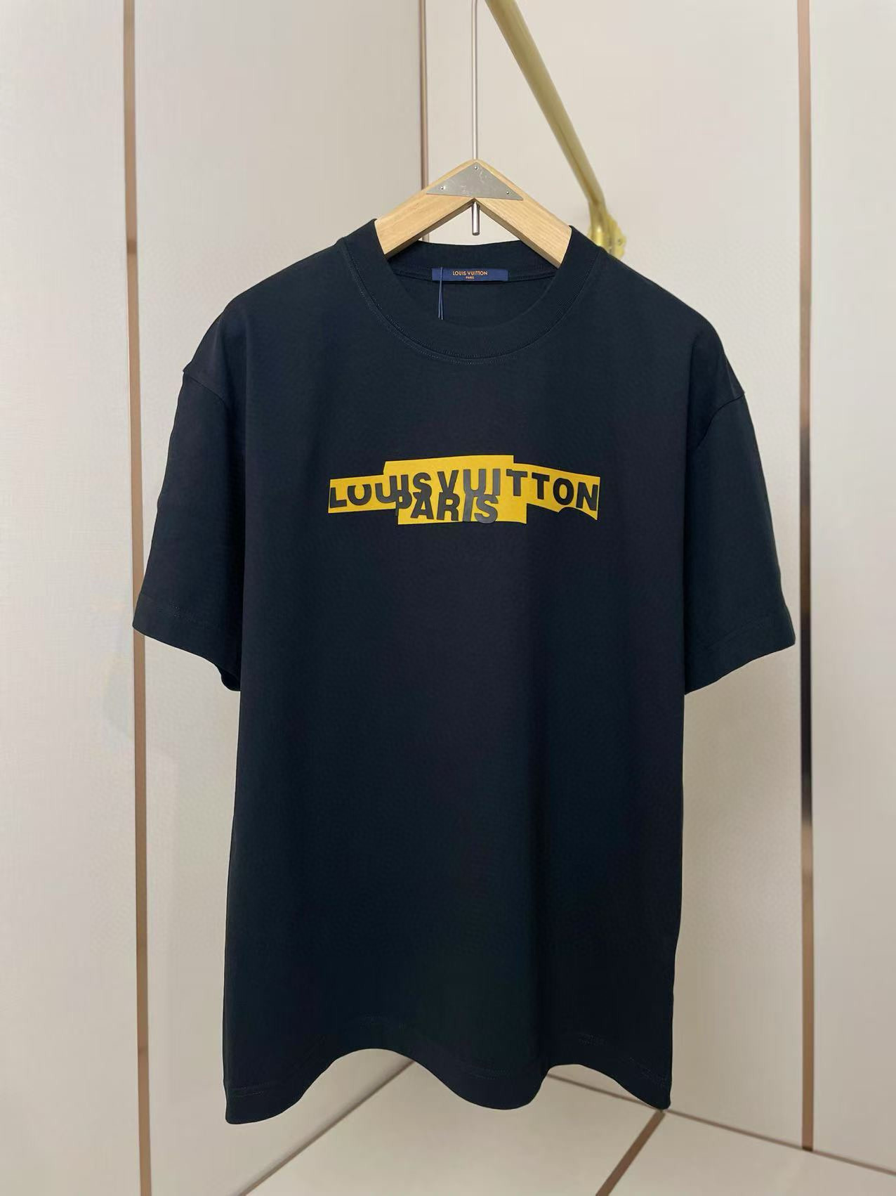 LV 루이비통 반팔 티셔츠 의류