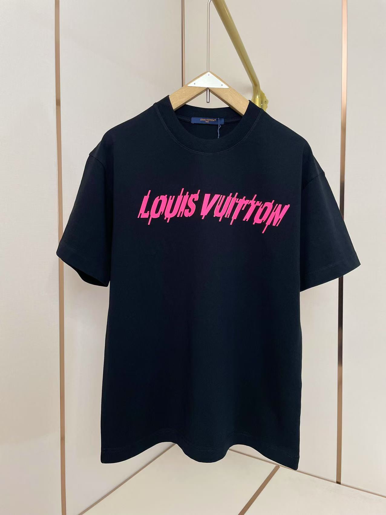 LV 루이비통 반팔 티셔츠 의류