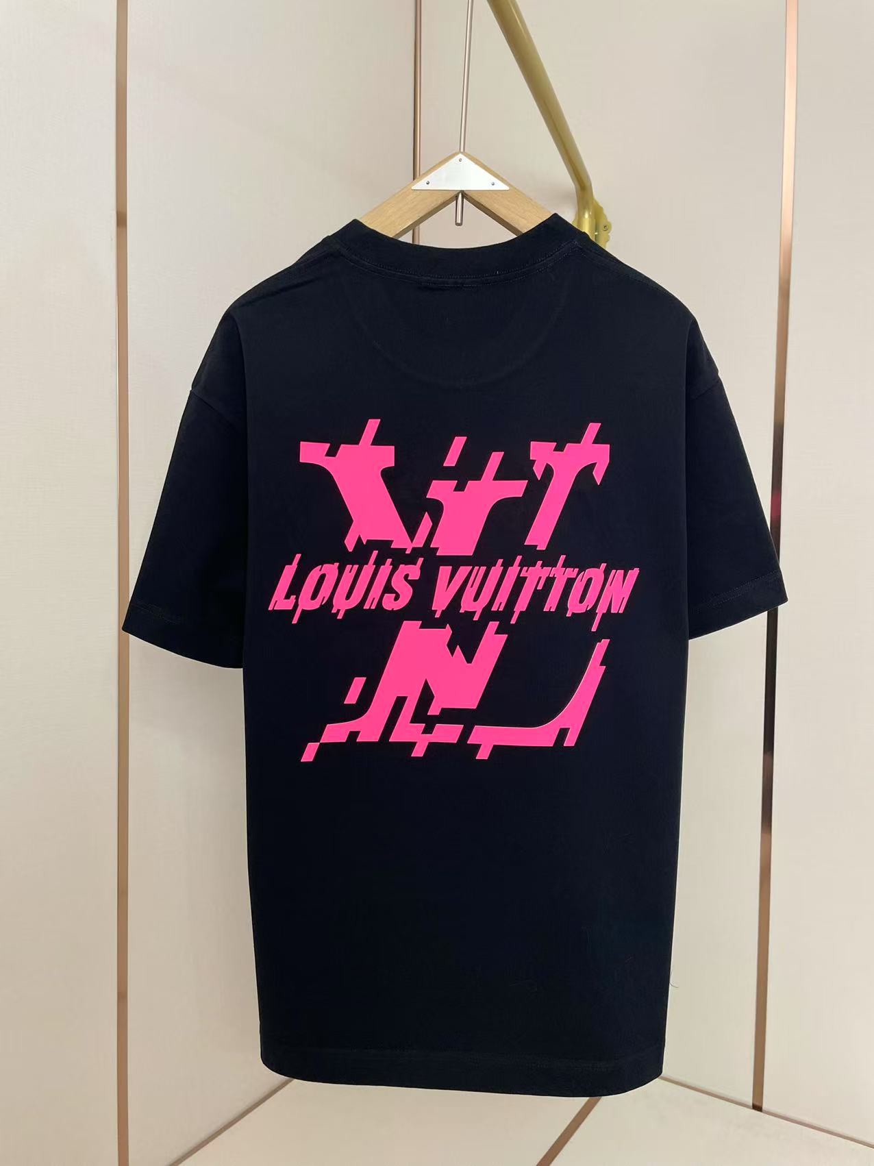 LV 루이비통 반팔 티셔츠 의류