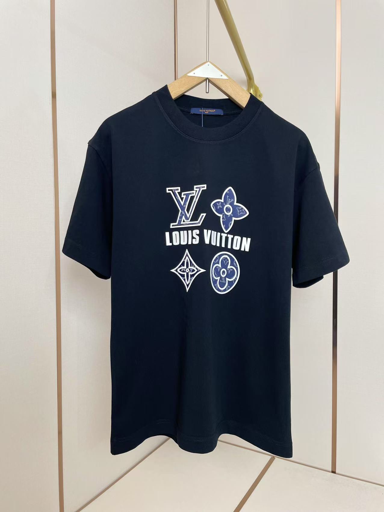 LV 루이비통 반팔 티셔츠 의류