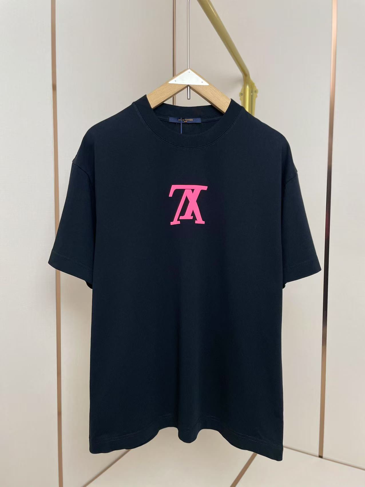 LV 루이비통 반팔 티셔츠 의류